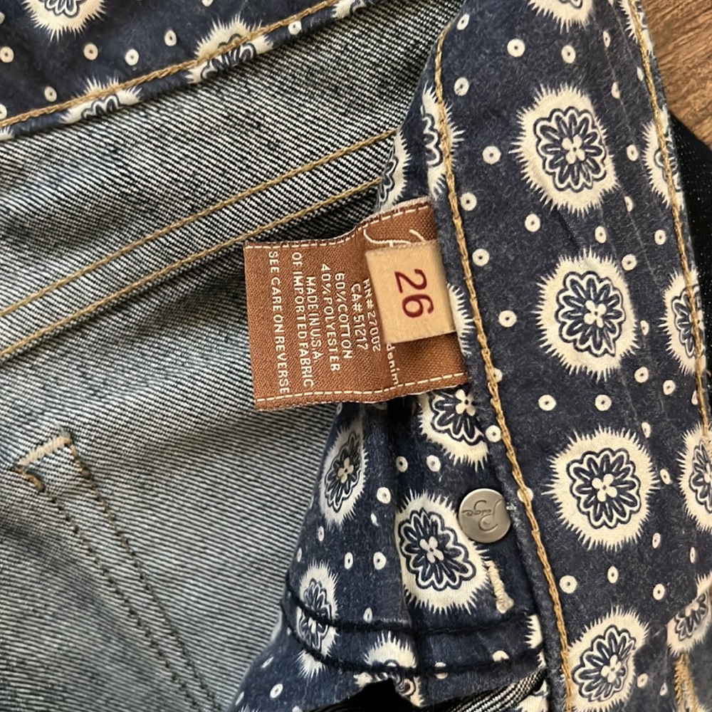 Paige Hidden Hills Jeans - Picture 7 of 12